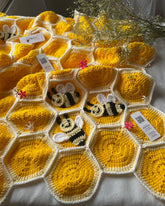 Honey-Comb Blanket -1pc