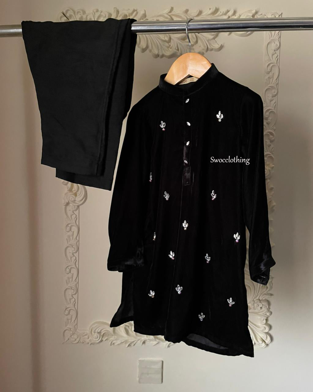 Velvet Diamanté -2pc