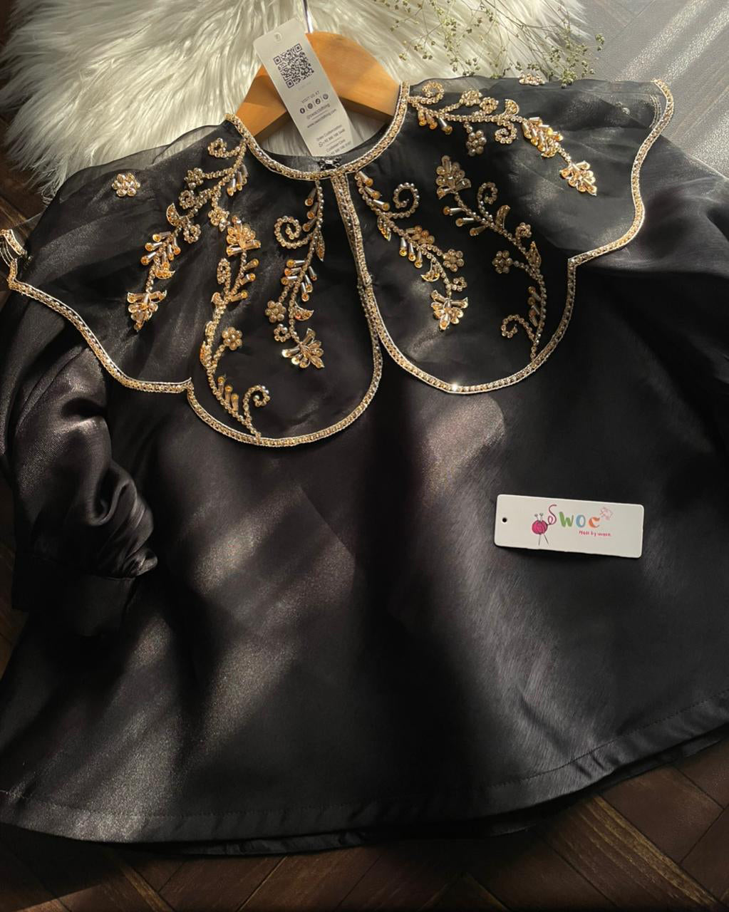 Black Gold Cape -2pc