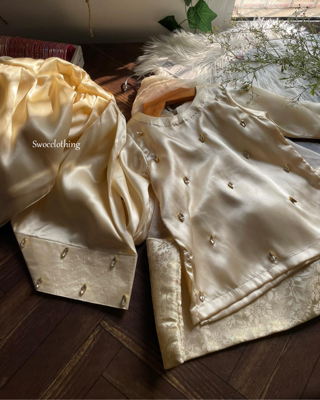 Ivory Doria -3pc