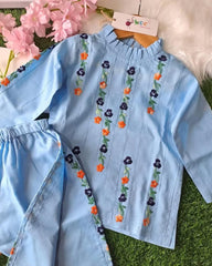 Blue hues -2pc