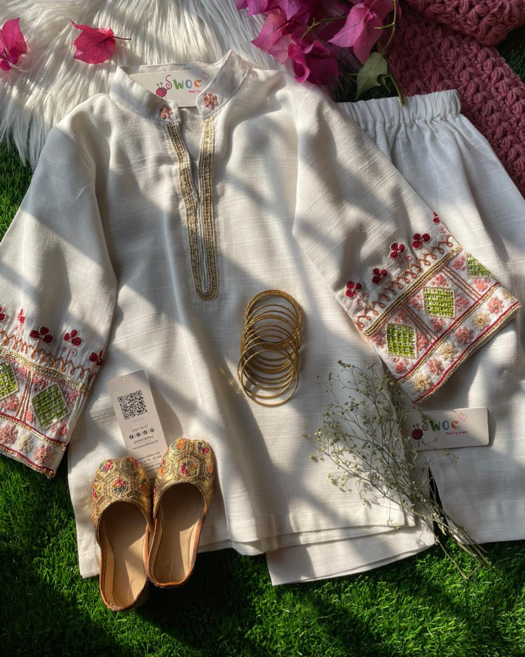 Burberry -2pc Creamy